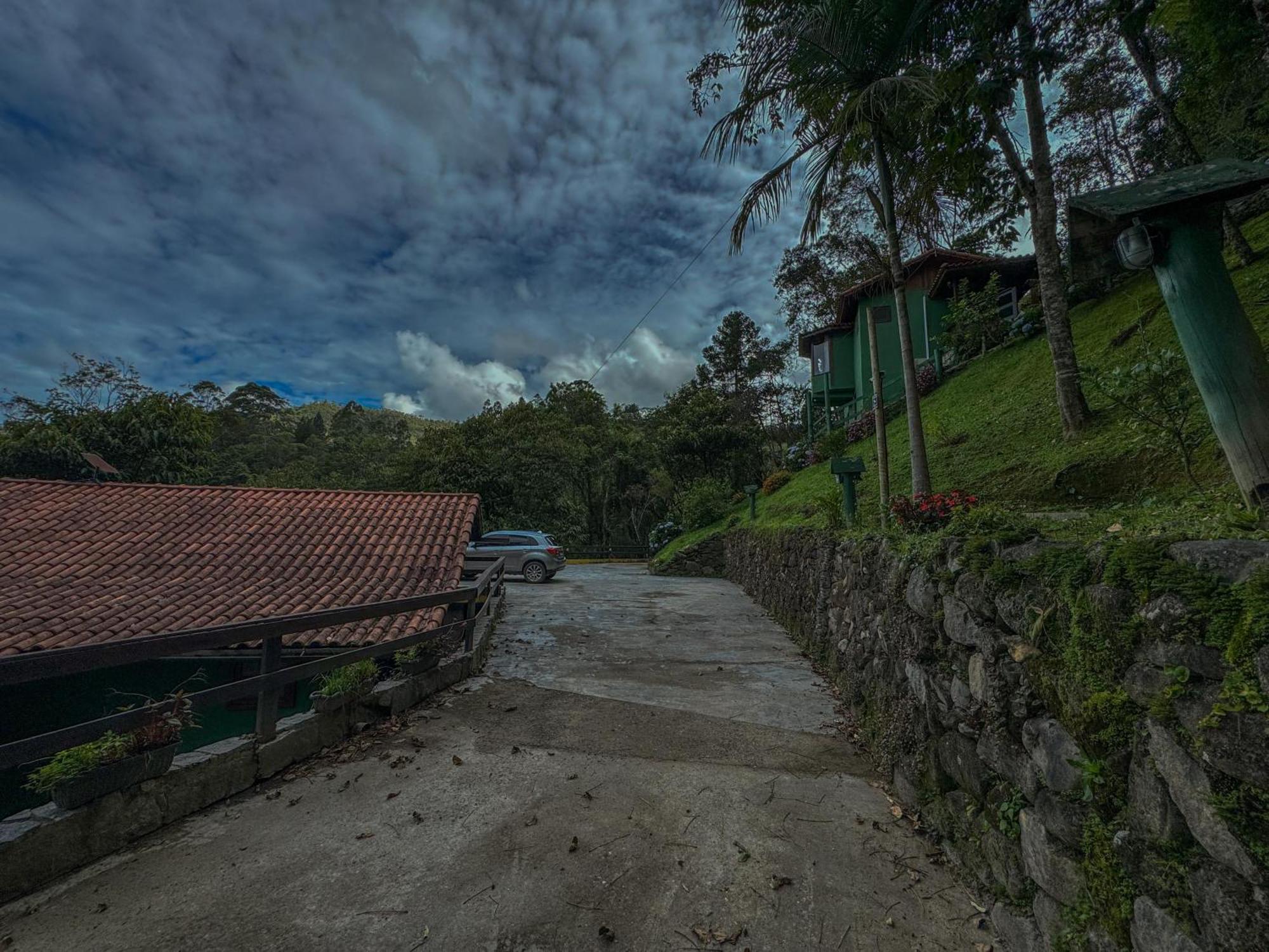 Pousada Recanto Do Escorrega Visconde De Maua Exterior photo